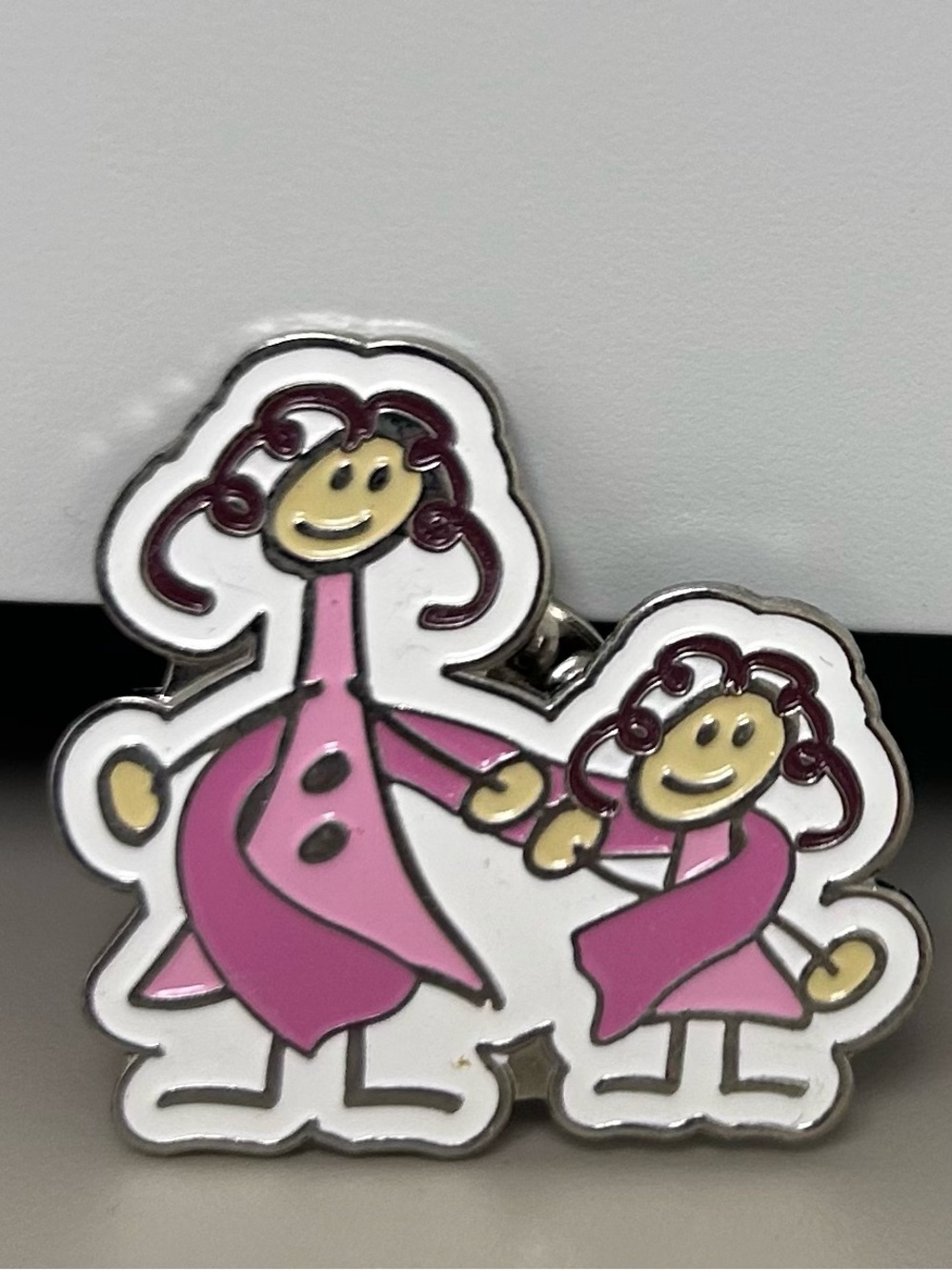Mother and Daughter Holding Hands Pink Lapel Pin Brooch